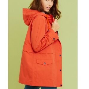 Nuage waterproof raincoat with removable hood